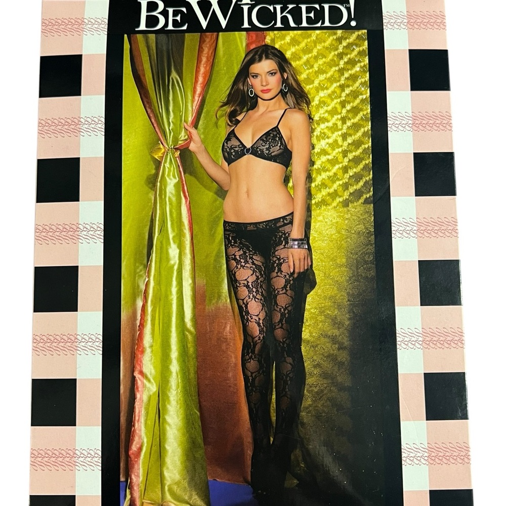 Be Wicked Floral Lace Crotchless Bodystocking Cut Out Front OS 90-160lbs
